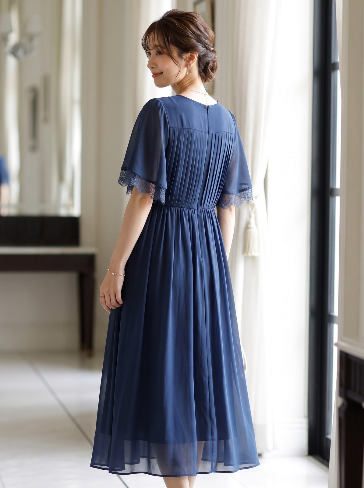 スリット入りレーススリーブロングワンピース(ネイビー・ブルー系・Mサイズ)| 名古屋のレンタルドレス24DRESS