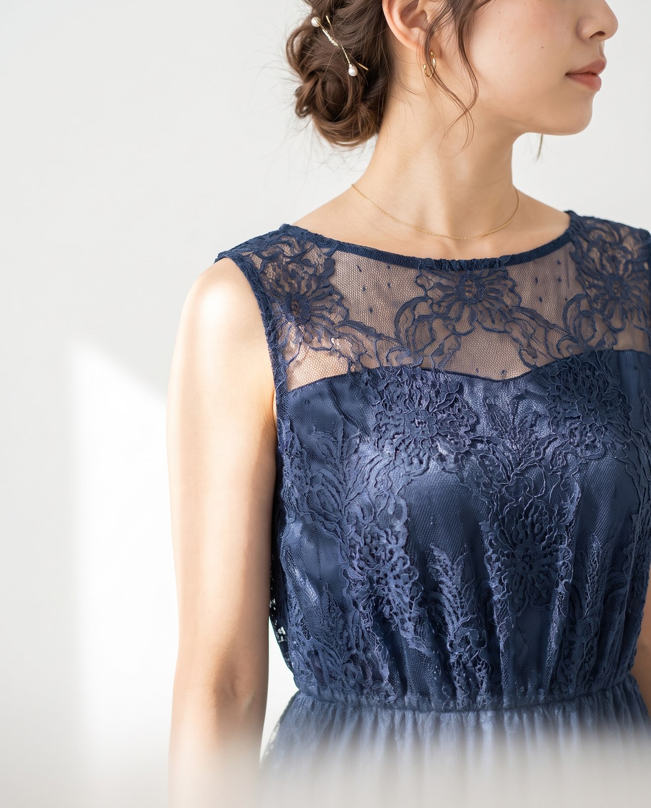 総レース ハイネックフレアワンピース（ネイビー・ブルー系・Mサイズ）| 名古屋のレンタルドレス24DRESS 写真2