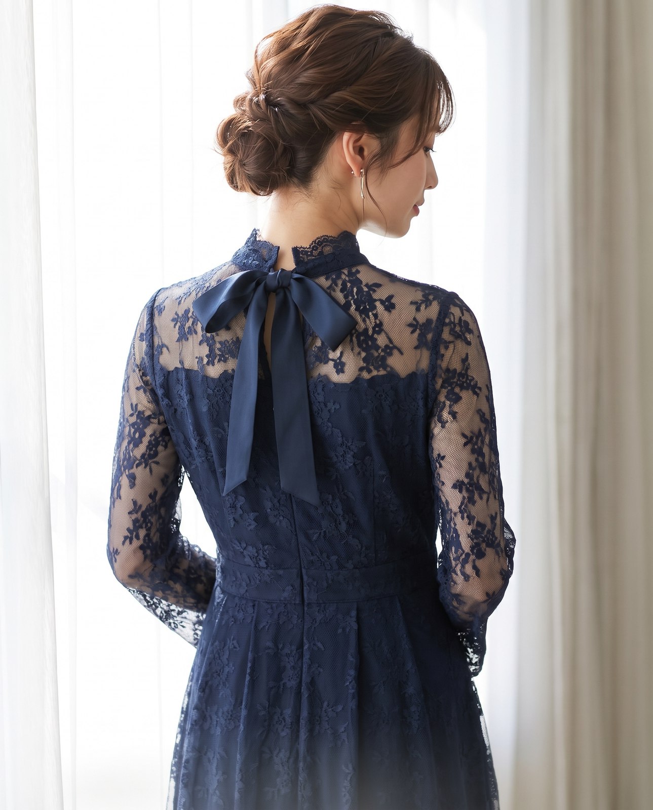 総レース ボウタイフレアワンピース（ネイビー・ブルー系・Mサイズ）| 名古屋のレンタルドレス24DRESS 写真2
