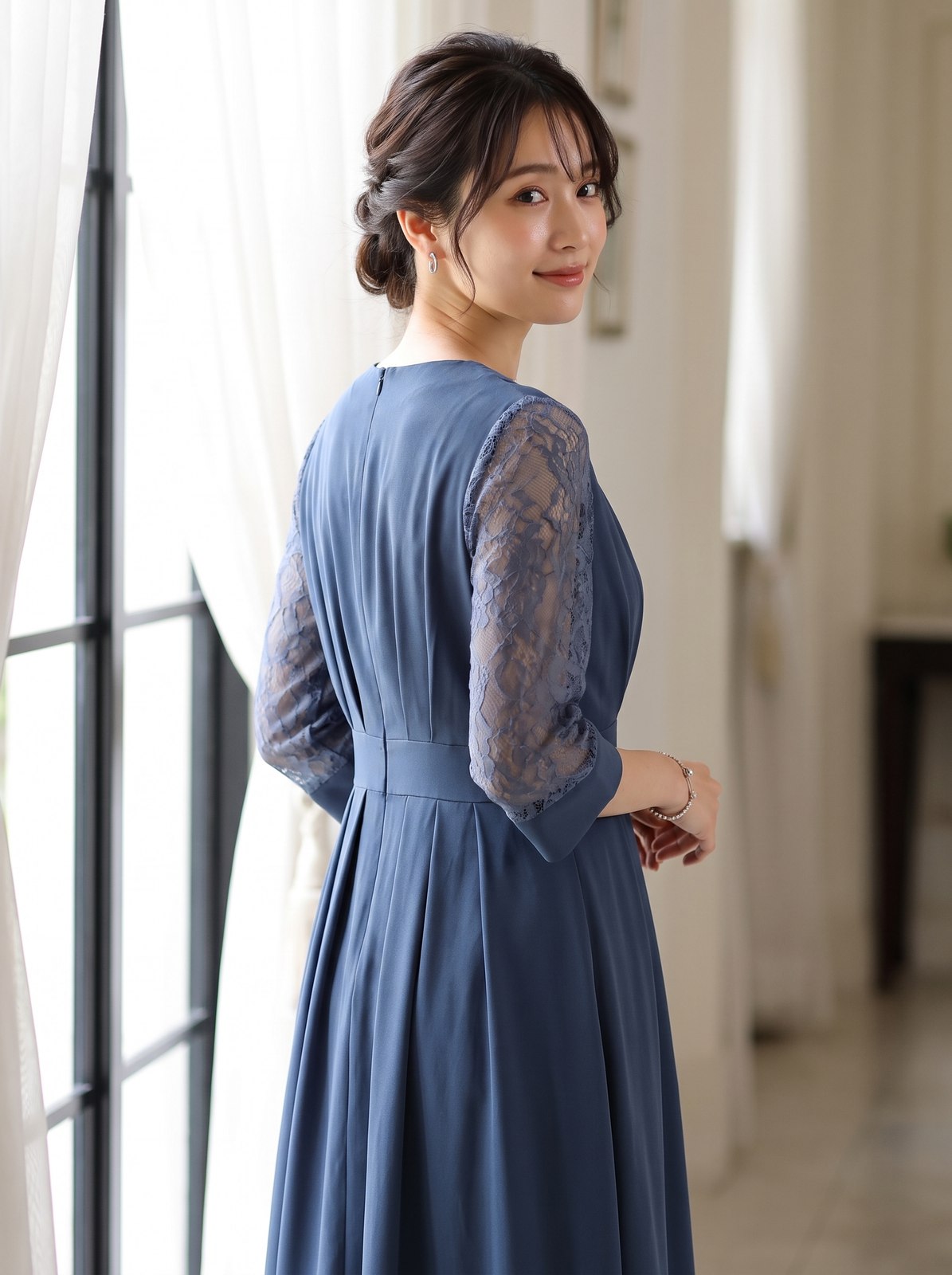 総レース ボウタイフレアワンピース(ネイビー・ブルー系・Sサイズ)| 名古屋のレンタルドレス24DRESS