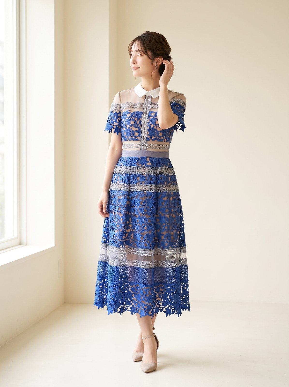 編み上げレース 襟付きパーティードレス（ネイビー・ブルー系・Mサイズ）| 名古屋のレンタルドレス24DRESS