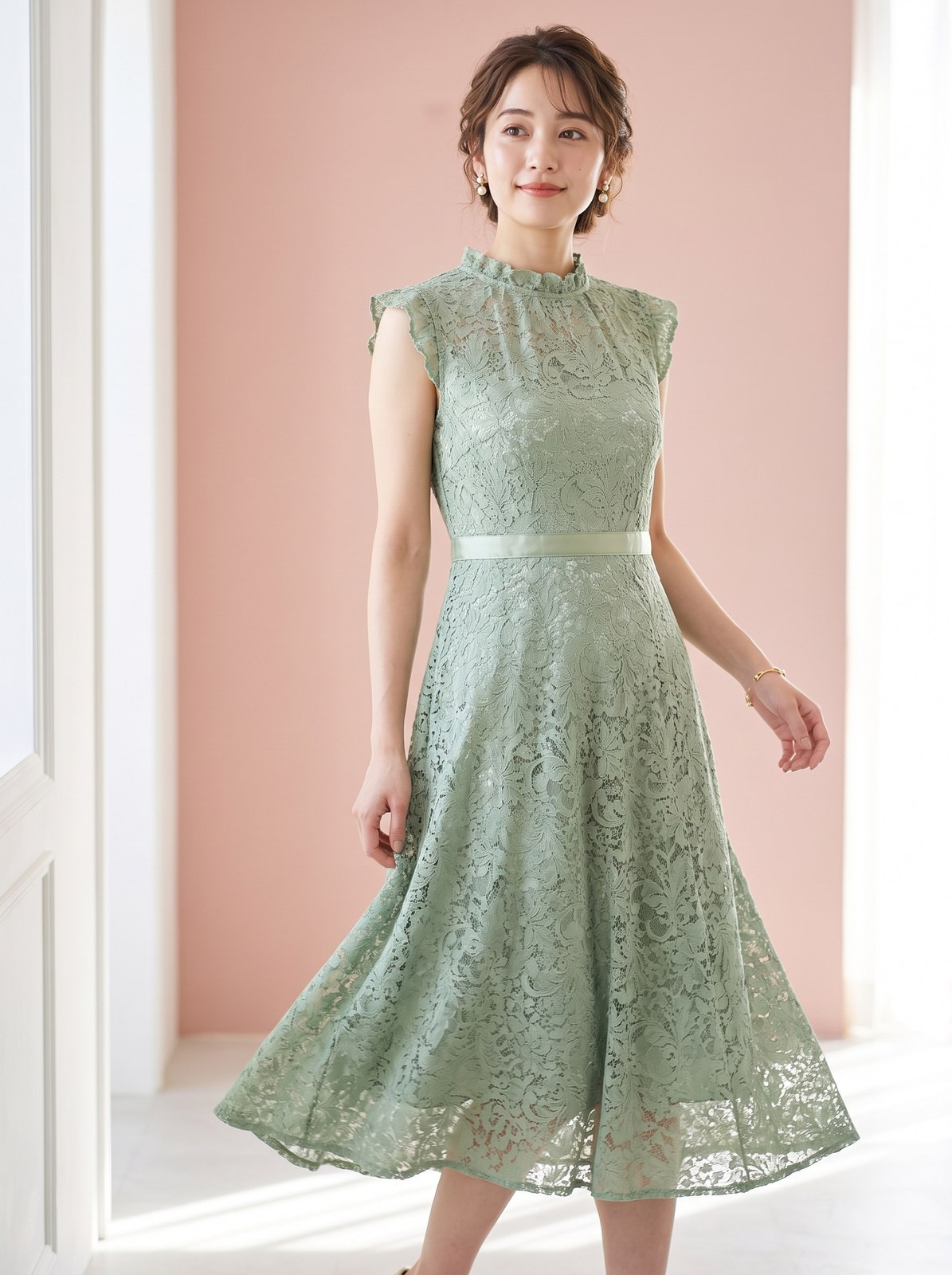 ｜Ray 4月号掲載｜レイシーミディドレス（グリーン系・Sサイズ）| 名古屋のレンタルドレス24DRESS