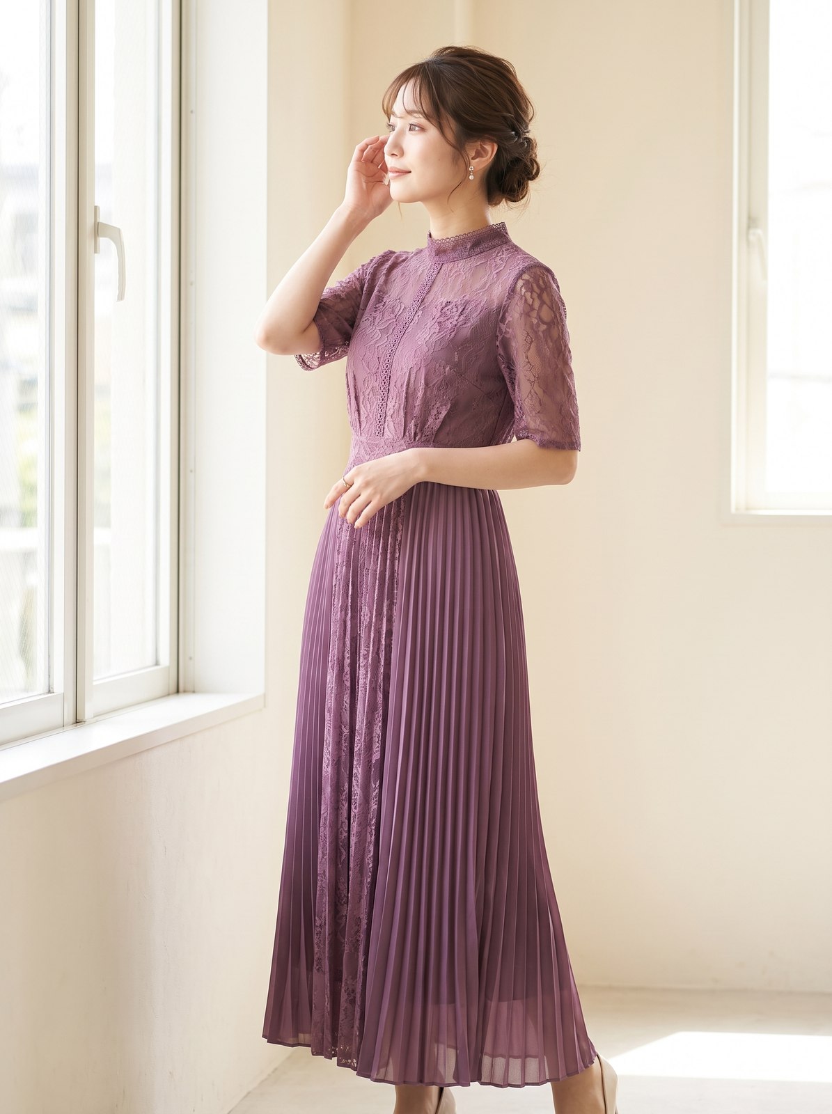 スタンドカラーレース×プリーツロングドレス（その他・Mサイズ）| 名古屋のレンタルドレス24DRESS