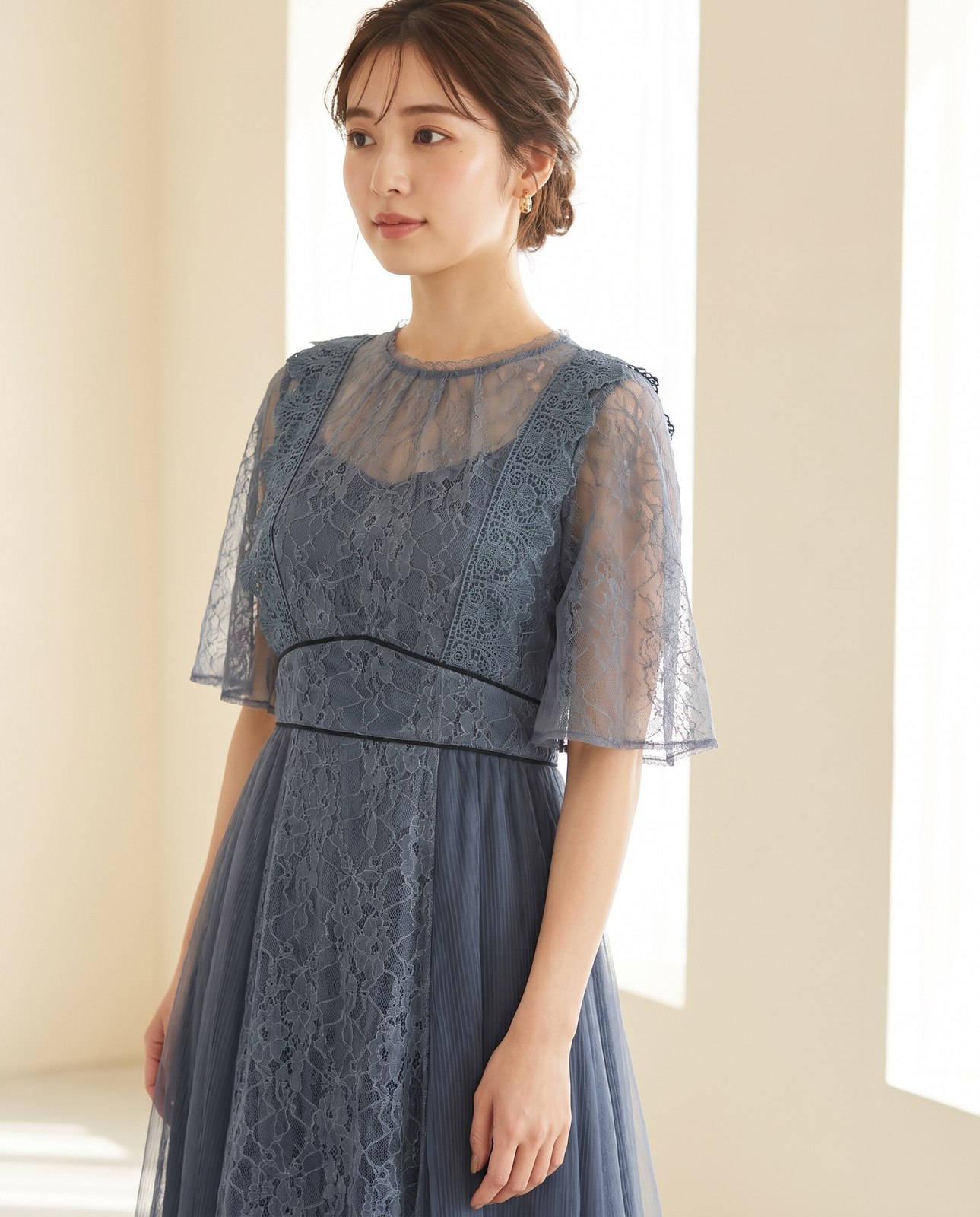 チュールプリーツレースワンピース（ネイビー・ブルー系・Lサイズ）| 名古屋のレンタルドレス24DRESS 写真2