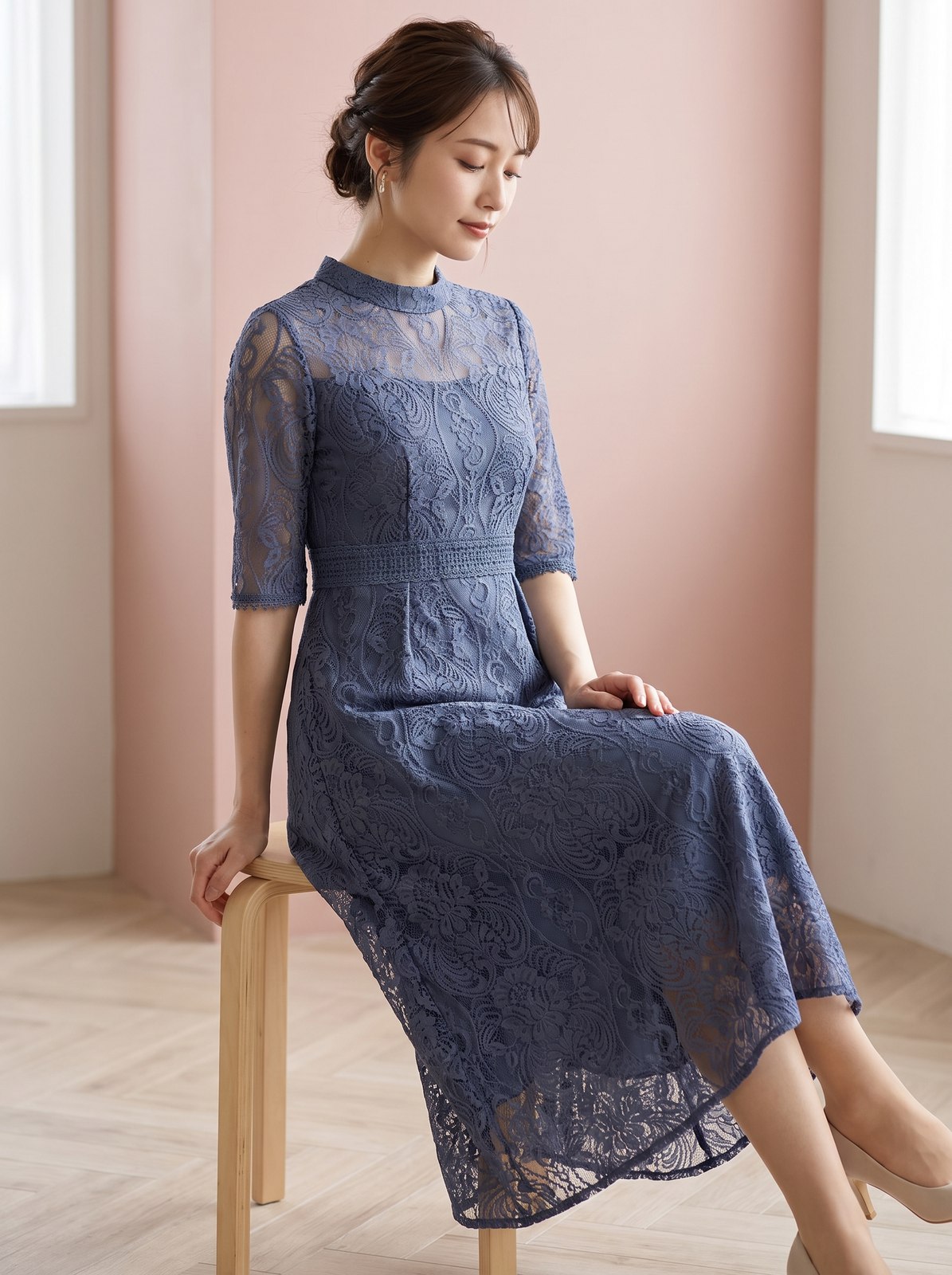 スタンドカラーパネル刺繍レースドレス（ネイビー・ブルー系・Sサイズ）| 名古屋のレンタルドレス24DRESS