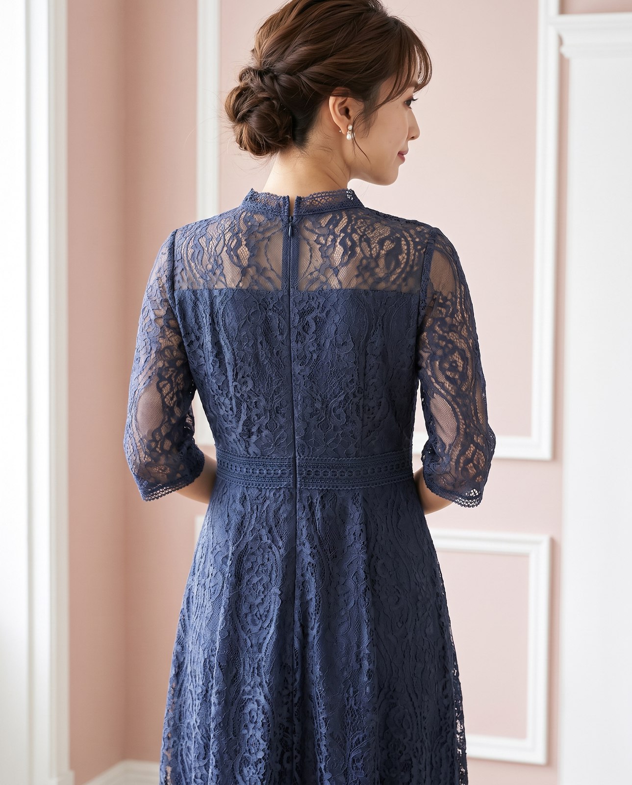 スタンドカラーパネル刺繍レースドレス（ネイビー・ブルー系・Mサイズ）| 名古屋のレンタルドレス24DRESS 写真2