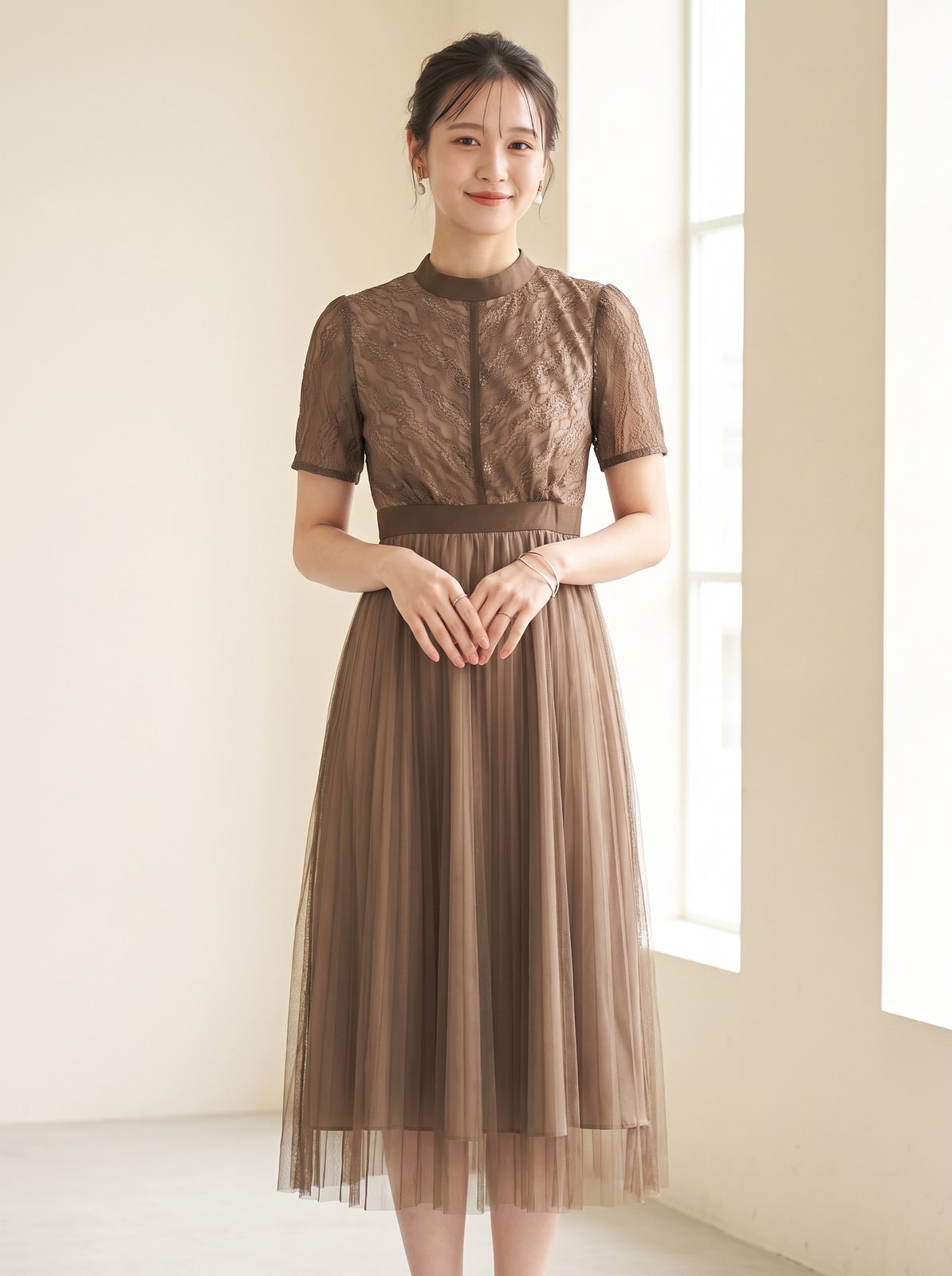 エアリーチュール レースドレス(ブラウン・ベージュ系・Mサイズ)| 名古屋のレンタルドレス24DRESS