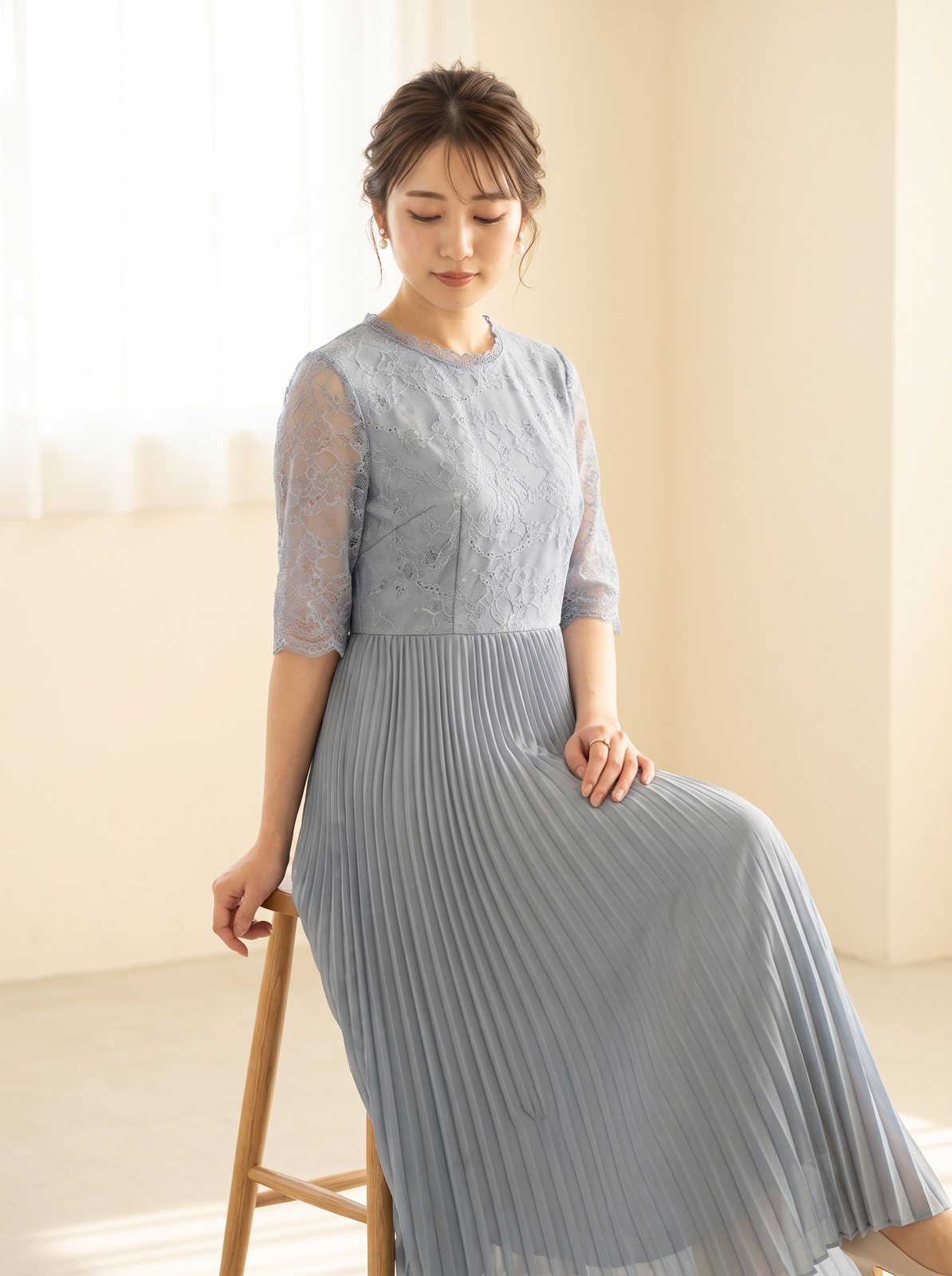 アコーディオンプリーツ レースドレス(その他・Mサイズ)| 名古屋のレンタルドレス24DRESS