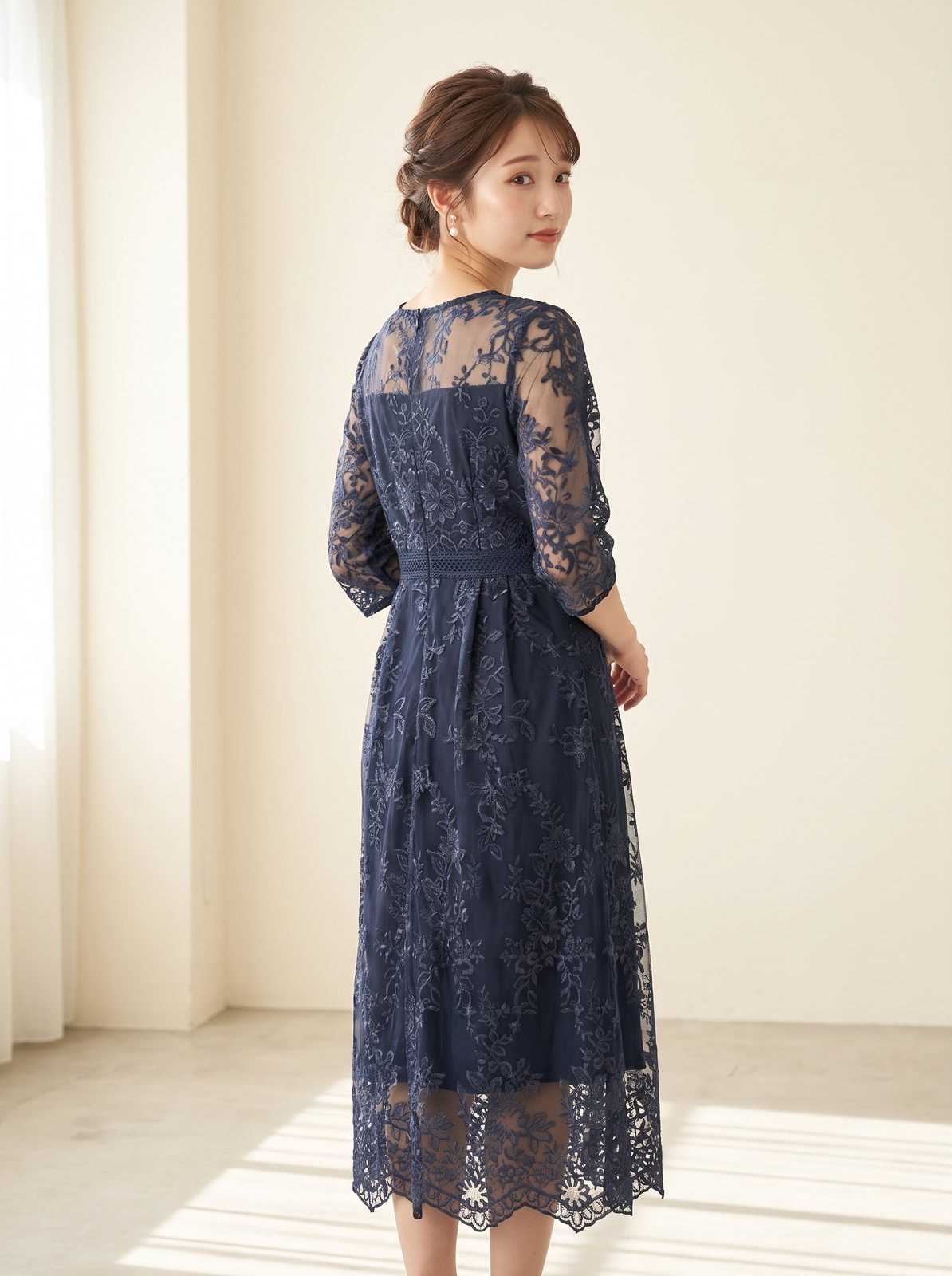 チュール刺繍風レース パーティードレス（ネイビー・ブルー系・XLサイズ）| 名古屋のレンタルドレス24DRESS