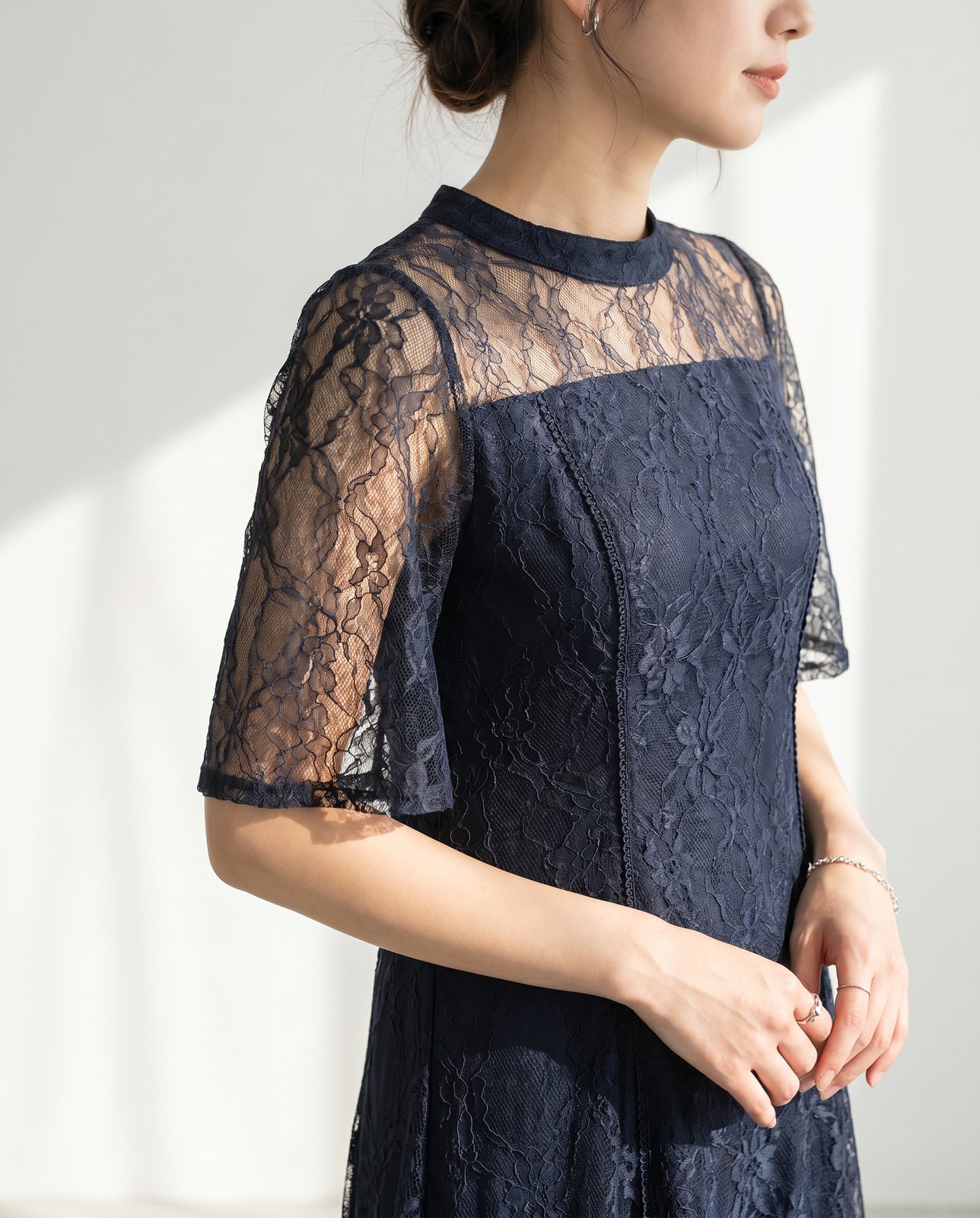 ミモレ丈&袖ありフォーマル総レース（ネイビー・ブルー系・XLサイズ）| 名古屋のレンタルドレス24DRESS 写真2