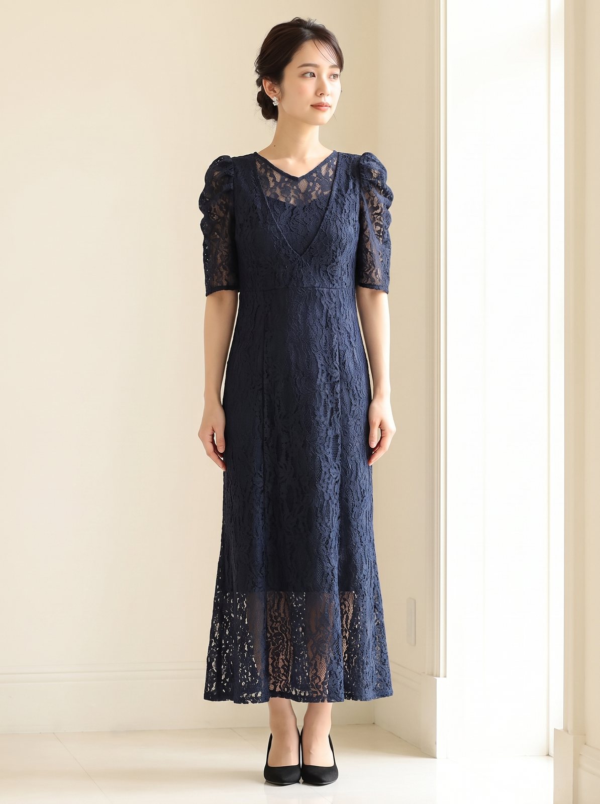 シースルー刺繍レースIラインパーティードレス（ネイビー・ブルー系・M