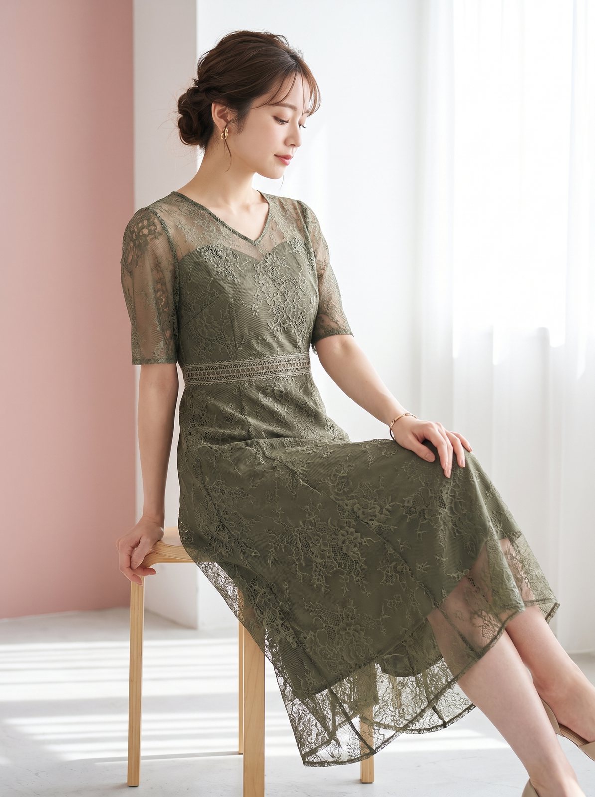 ウエストレース 総レースミディドレス（グリーン系・Sサイズ）| 名古屋のレンタルドレス24DRESS