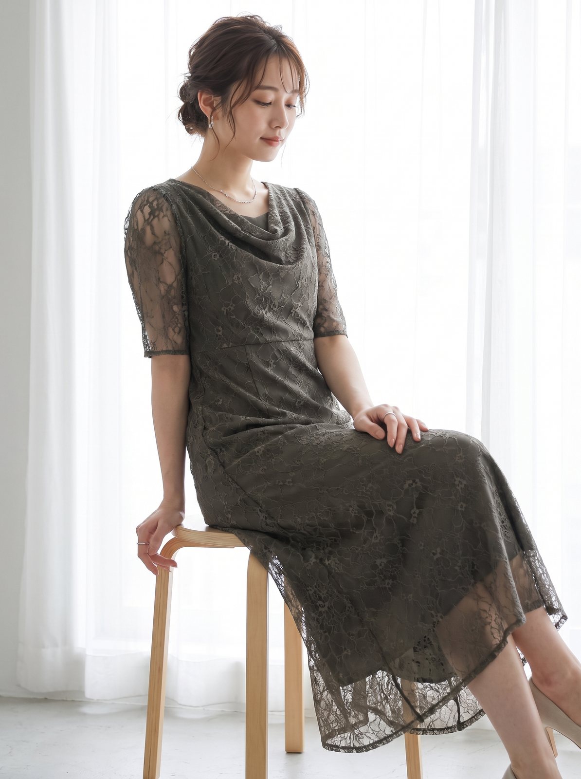 ドレープネック 総レースドレス（グリーン系・Sサイズ）| 名古屋のレンタルドレス24DRESS